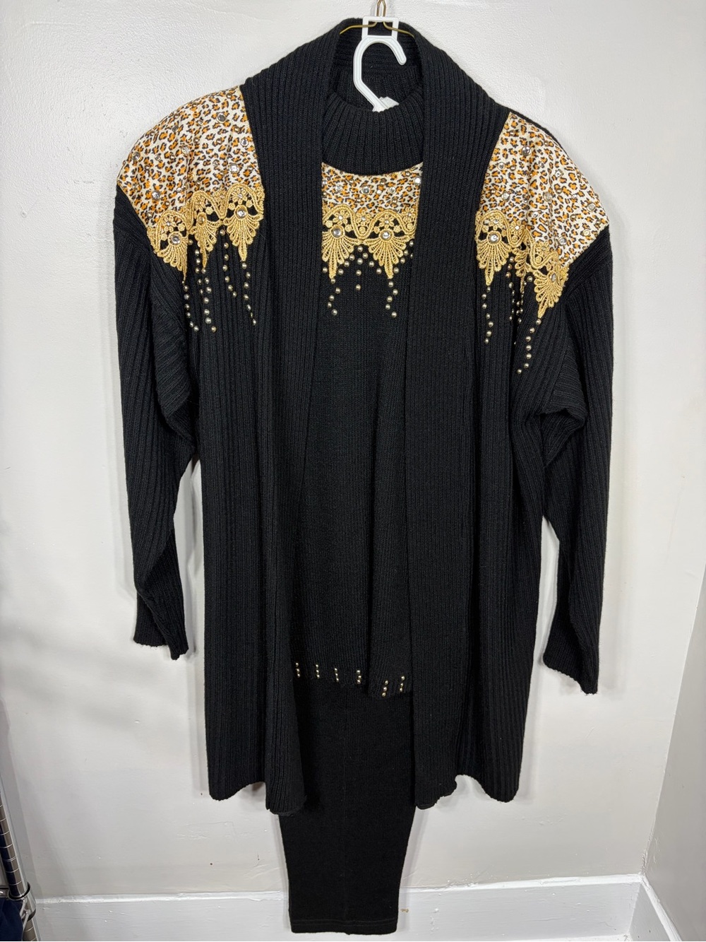 VTG Focus USA 3pc Sweater Set Leopard Print Gold Lace Embellished Knit Cardigan‎